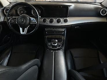 Mercedes-Benz E-Class: 2018 г., 2 л, Автомат, Бензин, Седан — 5