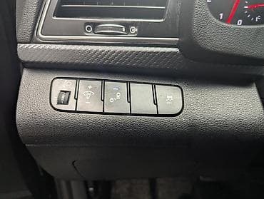 daewoo cobalt: Hyundai Avante: 2017 г., 1.6 л, Робот, Бензин, Седан — 9