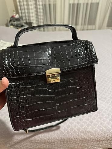 Сумкалар: Сумка под крокодилью кожу Манго Состояние хорошее Требуется ремонт — 1