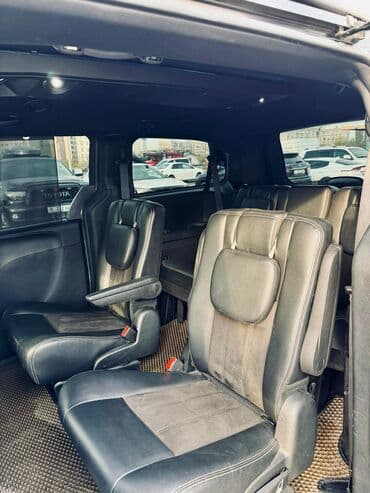 машина за 5 тысяч долларов: Dodge Caravan: 2019 г., 3.6 л, Автомат, Бензиновая, Минивэн — 8