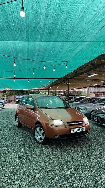 Chevrolet Kalos: 2005 г., 1.5 л, Механика, Бензин, Хэтчбэк