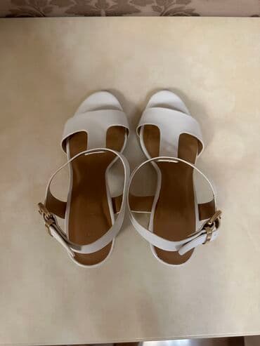 кроксы белые: Продаю,стильную босоножку Derimod,кожа.Сами покупали — 6