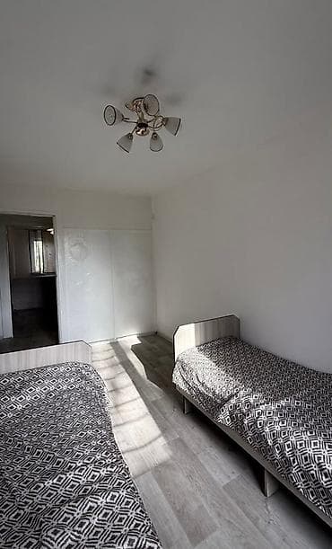 58: 3 комнаты, 58 м², 4 мкр 104 серия, 4 этаж, Косметический ремонт — 4