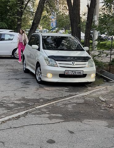 Toyota Ist: 2003 г., 1.5 л, Автомат, Бензин, Хэтчбэк at lalafo.kg Toyota Ist: 2003 г., 1.5 л, Автомат, Бензин, Хэтчбэк