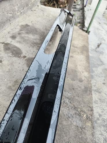 Автокосметика: Накладка на бампер Hyundai, Б/у, Оригинал — 2