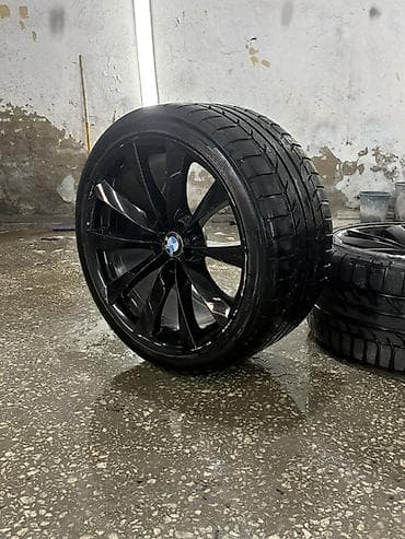 Унаа: Дөңгөлөктөр монтажда 325 / 35 / R 21, Жай, Колдонулган, Комплект, Жеңил унаалар, Куйма, тешиктери - 5 — 10