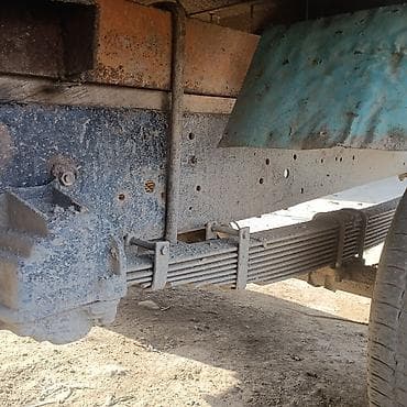 lexus lx600: Легкий грузовик, Mercedes-Benz, Стандарт, 1,5 т — 7