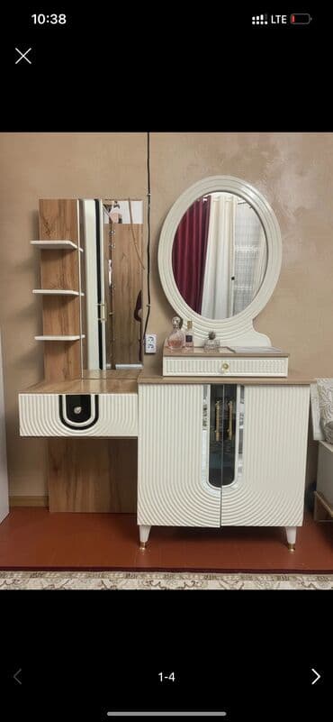 шкаф для одежды: Туалетный столик, С зеркалом, цвет - Бежевый, Дерево — 4