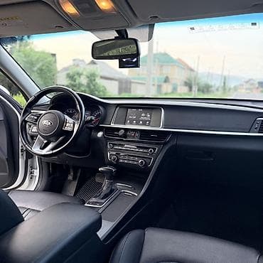 на лобовое: Kia K5: 2019 г., 2 л, Автомат, Газ, Седан — 9