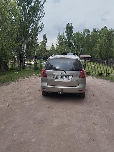 honda mobilo: Toyota Corolla Verso: 2003 г., 1.8 л, Механика, Бензин, Минивэн — 1