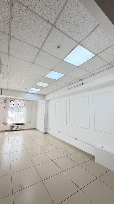 торговый места: Аренда офисов, 40 м², 1 линия — 2