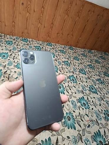 iqoo 10: IPhone 11 Pro Max, Space Gray, Чехол — 4