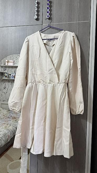 бордовое платье рубашка: Платье мини с длинными рукавами и поясом - Фасон: расклёшенное мини — 2