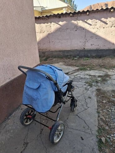 отдам даром прогулочную коляску: Коляска, цвет - Голубой — 1