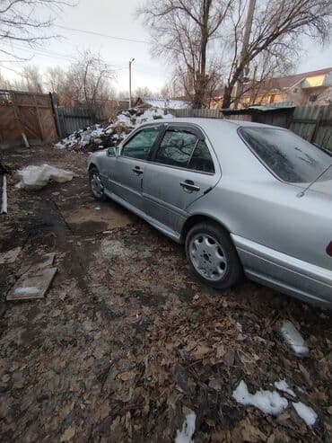 mazda 323: Mercedes-Benz C-Class: 1996 г., 2 л, Автомат, Бензин — 5