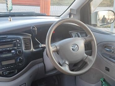 дви: Mazda MPV: 2002 г., Автомат, Минивэн — 3