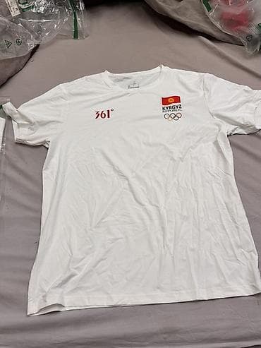 Мужская футболка, XL, Новый, цвет - Белый