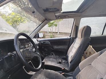 Volkswagen Golf: 1993 г., Механика, Хэтчбэк — 4