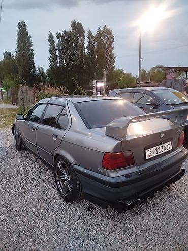 mazda 6 2008: BMW 3 series: 1992 г., 1.8 л, Механика, Бензин, Седан — 4