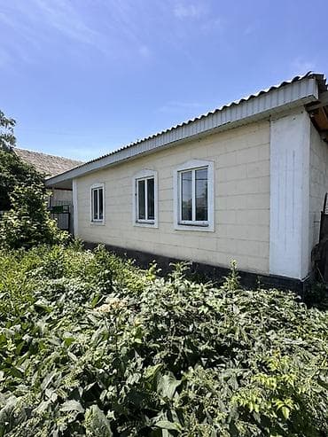 куплю дом кызыл суу: 📍 В Сокулуке от трассы 400 м продается дом на участке 14 соток, 55 — 2