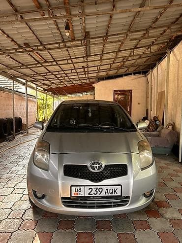 Транспорт: Toyota Vitz: 2007 г., 1.3 л, Робот, Бензин, Хэтчбэк — 1