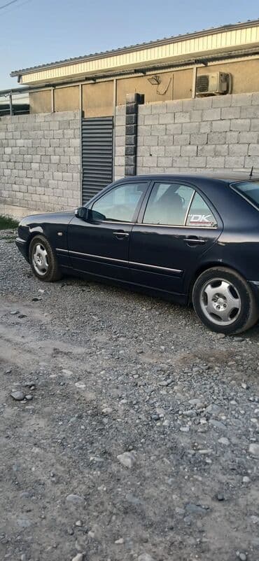 Mercedes-Benz: Mercedes-Benz E-Class: 1996 г., 4.2 л, Автомат, Газ, Седан — 6