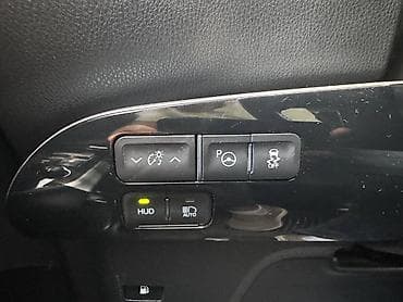 lf 2017: Toyota Prius: 2022 г., 1.8 л, Гибрид, Хэтчбэк — 9