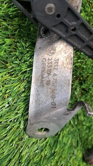 k 7: Кронштейн датчика дорожного просвета П е65, е66, е67 Номер 3112 6 —— — 3