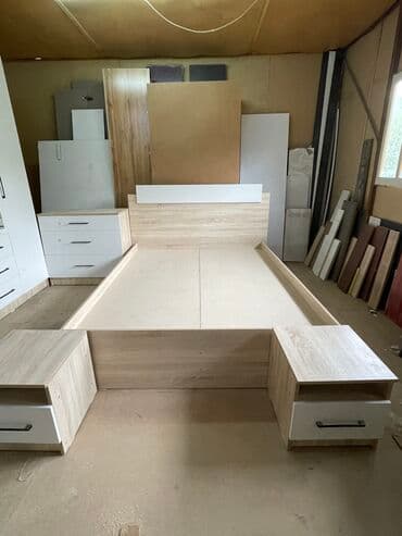 самые дешевые спальные гарнитуры с матрасом в комплекте: Спальный гарнитур, Двуспальная кровать, Шкаф, Комод — 3