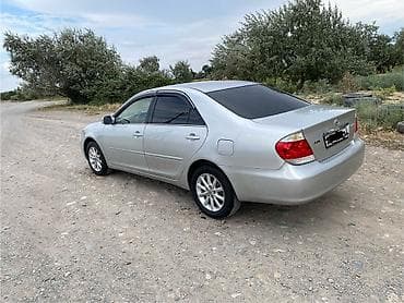 Toyota Camry: 2005 г., 2.4 л, Автомат, Бензин, Седан — 10