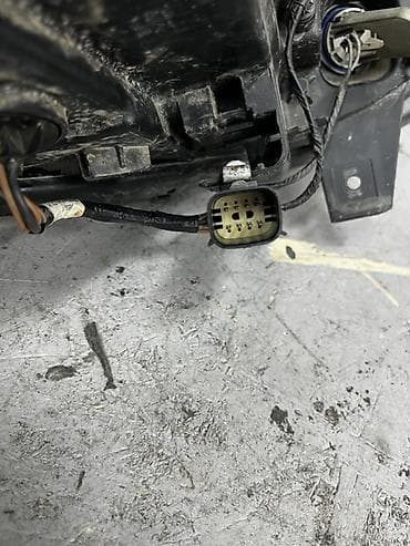 батареи электрические: Передняя левая фара Chevrolet 2020 г., Б/у, Оригинал, Китай — 3