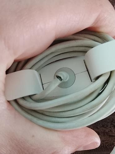 намотчик: Блок питания Apple MagSafe 2 45W с сетевой вилкой (EU). честно говоря — 4