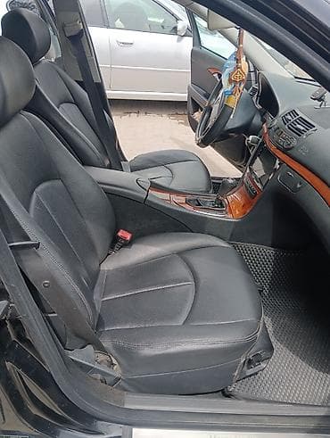 Продажа авто: Mercedes-Benz E-Class: 2007 г., Автомат, Дизель, Седан — 4