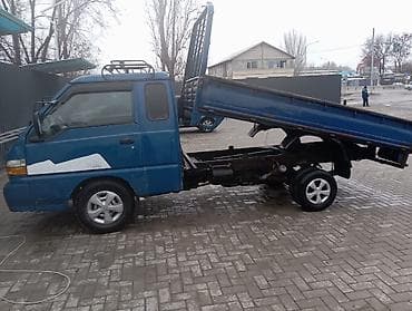 r19 24545: Легкий грузовик, Hyundai — 1