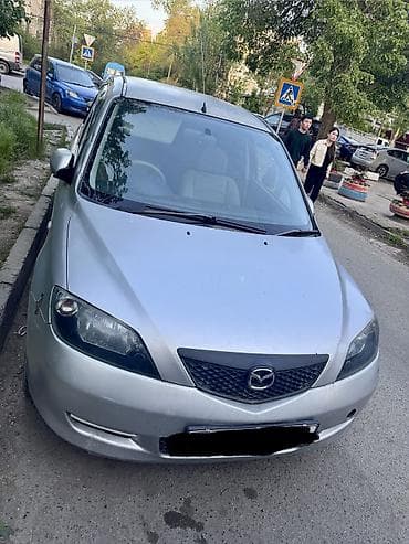 Mazda Demio: 2002 г., 1.3 л, Автомат, Бензин, Хэтчбэк — 1