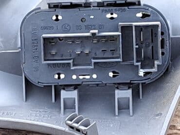 focus: Блок управления передним стеклопакетом Форд Фокус 1 Ford Focus 1, цена — 2