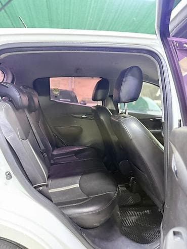 bwb e34: Chevrolet Spark: 2020 г., 1 л, Автомат, Бензин, Хэтчбэк — 4