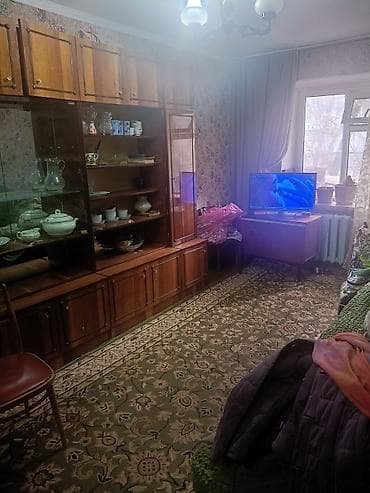 каркасные дома: 2 комнаты, 42 м², 104 серия, 2 этаж, Старый ремонт — 5