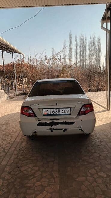 продажа авто с последующим выкупом: Daewoo Nexia: 2011 г., Седан — 4