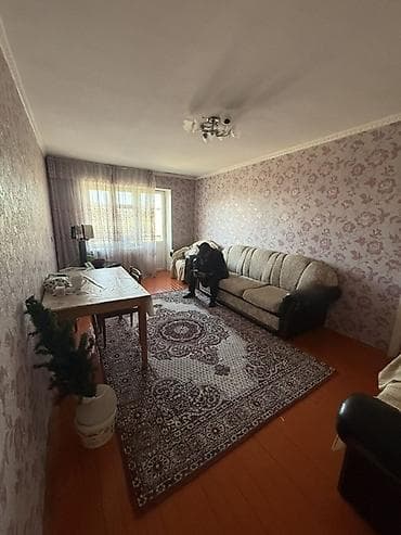 Комнаты: 3 комнаты, 60 м², 104 серия, 3 этаж, Старый ремонт — 1