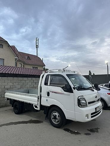 Kia Bongo III — компактный бортовой грузовик. •Kia BONGO 2019г. 1.2 — 4