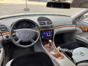 Транспорт: Mercedes-Benz E-Class: 2002 г., 3.2 л, Автомат, Бензин, Седан — 4