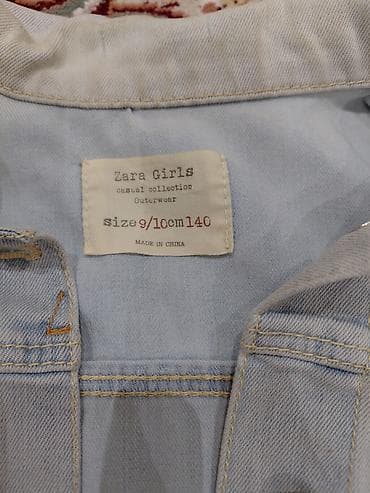 Верхняя одежда: Детский джинсовый жилет Zara Girls в хорошем состоянии, без дефектов - — 2