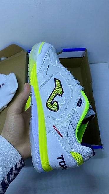 Мырзалардын бут кийими: Эркектердин кроссовкасы, 40.5, Joma, Жаңы, түсү - Ак, Акылуу жеткирүү, Акысыз жеткирүү, Өзү алып кетүү — 1