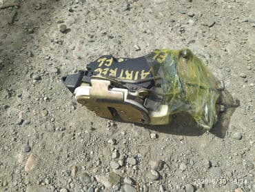 установка бронированных дверей: Mitsubishi Airtrek Замок дверной центральный, Мицубиси Аиртрек замок — 1