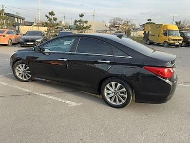 subaru forester: Hyundai Sonata: 2013 г., 2.4 л, Автомат, Бензин, Седан — 10