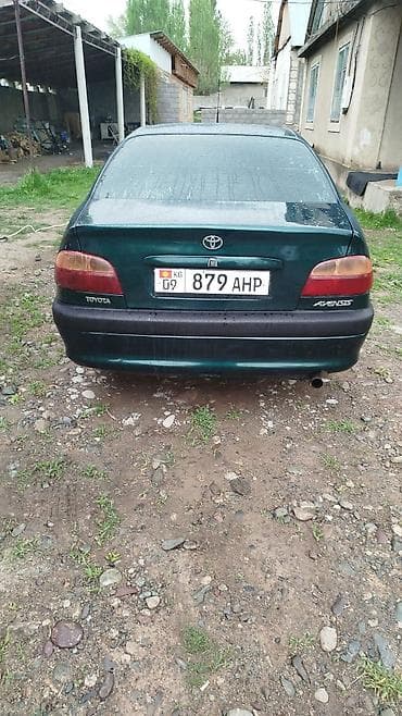 infinity fx35: Toyota Avensis: 2001 г., 1.8 л, Ручные, Бензин, Седан — 4