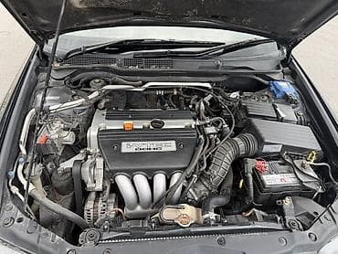Унаа: Honda Accord: 2002 г., Автомат, Бензин, Седан — 7