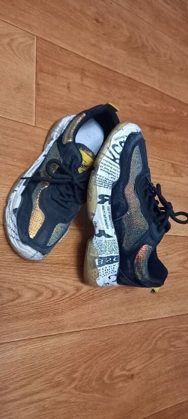 продаю в связи с переездом: Кроссовки, 36, Mango, Б/у, цвет - Черный, Бесплатная доставка — 3