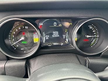 daewoo 2: Jeep Wrangler: 2021 г., 2 л, Автомат, Гибрид, Внедорожник — 10
